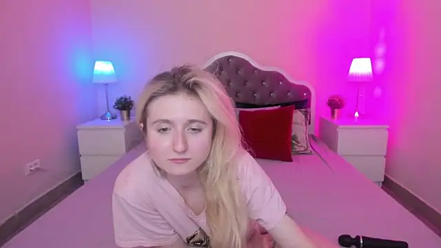 CamillaDreamer webcam