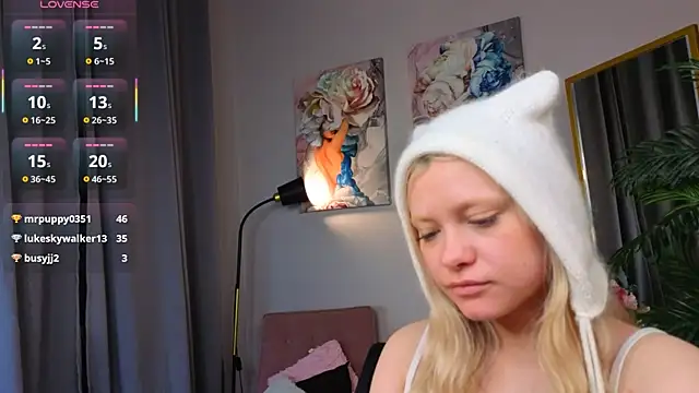 Millie_Vanillies webcam