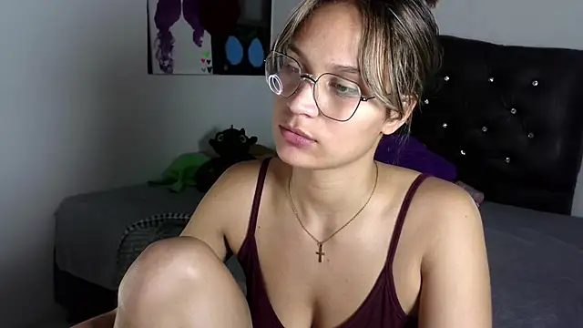 Auroraa_soul webcam