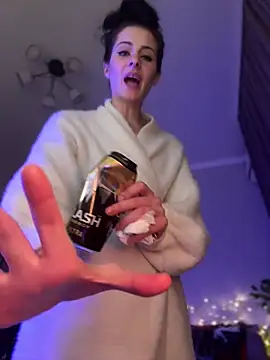 bigJuicyPussy webcam