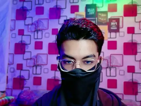 ChiseledCharm webcam