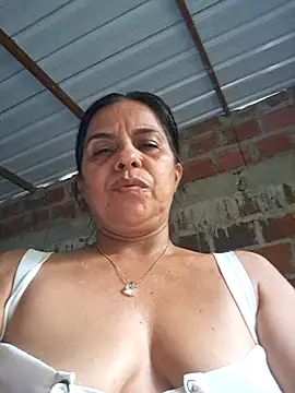 Lucerito-Hot webcam