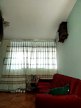 FallsForHerSmile webcam