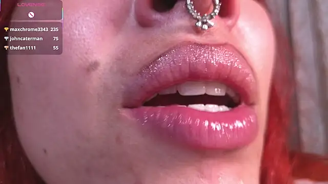 bri_von_dhara__ webcam