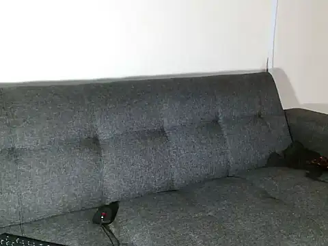 JuicyMellow21 webcam