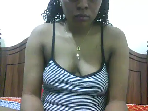Baby_brown webcam