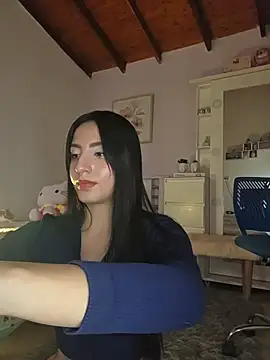 Alicia_vellami webcam