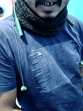 Naughty-Chaaya webcam