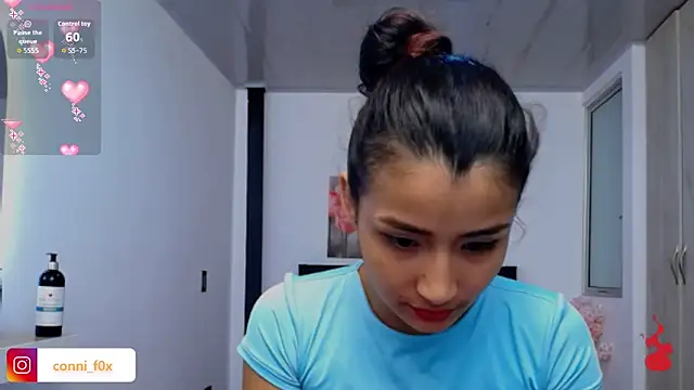 conni_f00x webcam