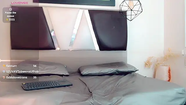 hilary_rodriguez webcam