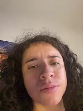 Lucy_YupiSweet webcam