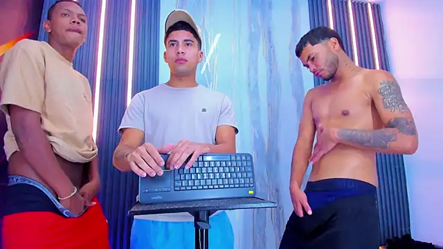 Play_boys_Hot2 webcam