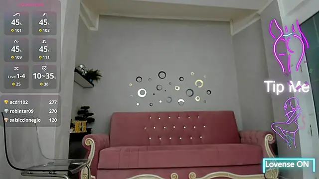 BelovedKhlloee webcam