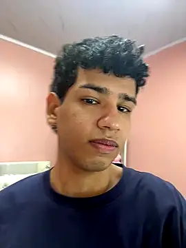 Santiago_Foxx webcam