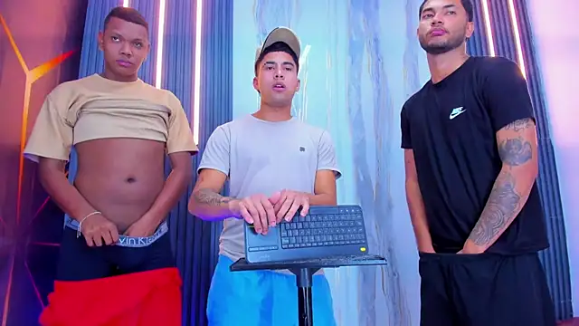 Play_boys_Hot2 webcam