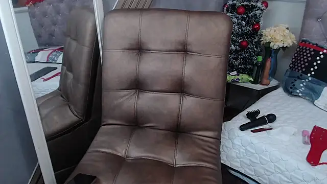 mary_luckaysha webcam