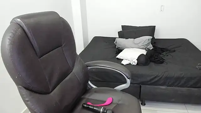 alejandra_milf_ webcam