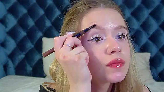 MilanaBalmain webcam