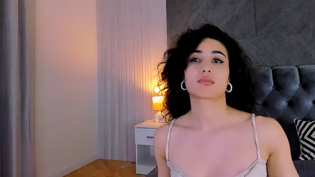 Maya_Rogerss webcam