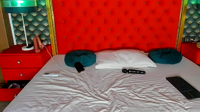 VallerieJones webcam