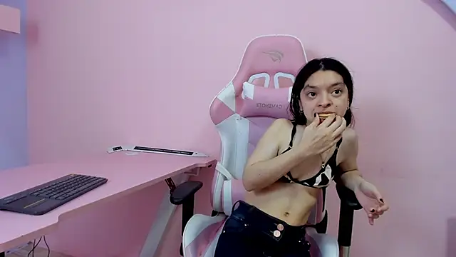 CharlotteMuller webcam