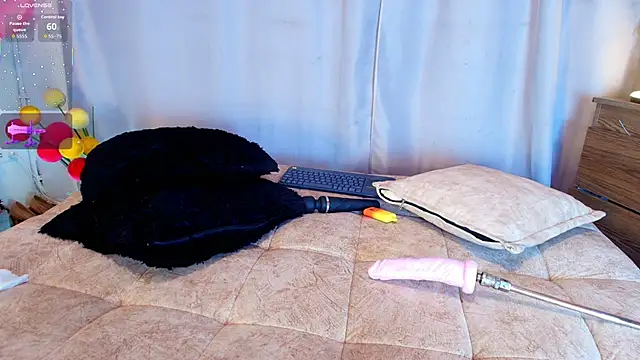 jade_brunnette webcam