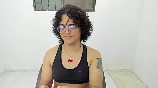 Diane_blossom webcam