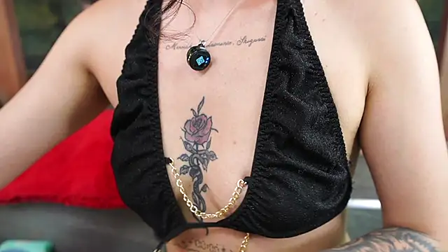 miss_sharlotte18 webcam