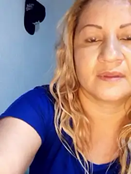 Karoline_milf_hot webcam