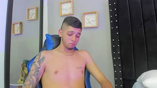 mathewboy1 - Mathewboy1's free webcam - UK Sex Cams