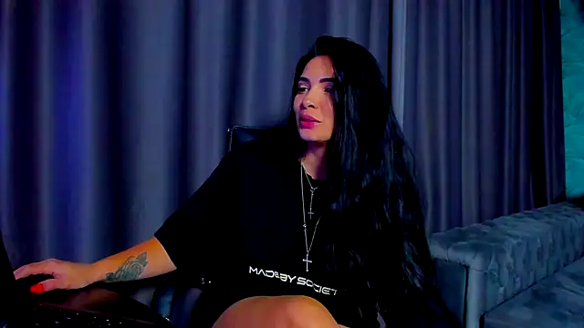 DevashaQueenX webcam