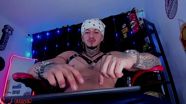 the_beast_master_ webcam