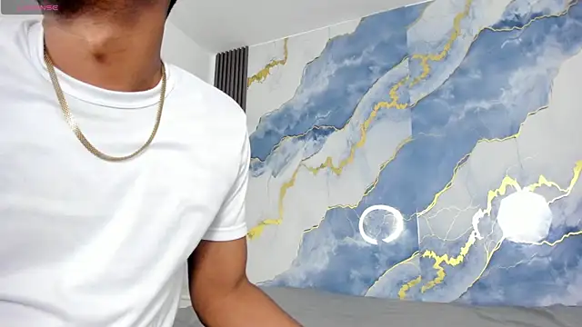 Kylieandjhonny webcam