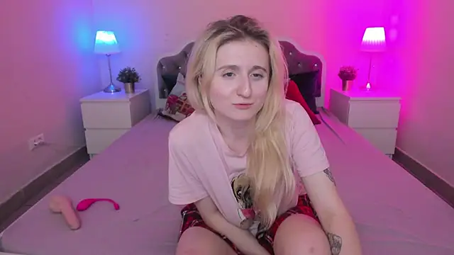 CamillaDreamer webcam