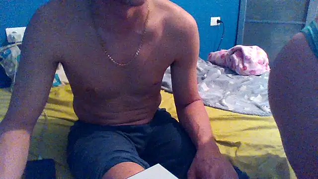 bonnieclydeeee webcam