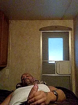 BigriskDaddy92 webcam