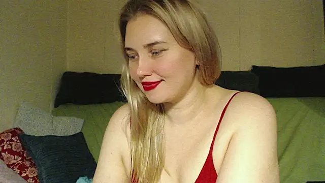 mmmPinUpGirl webcam