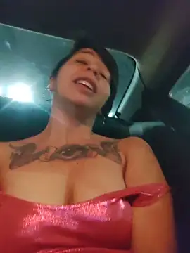 maipandora (F young) - Mostrar tetas en la calle 😏