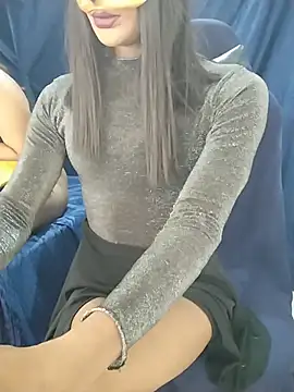 SEXYY_TRANSY_WITH_GIRL webcam