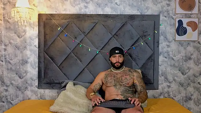 Apolo_rousse1 webcam