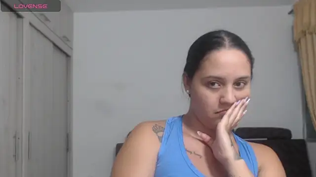 Anthonela_Queen webcam