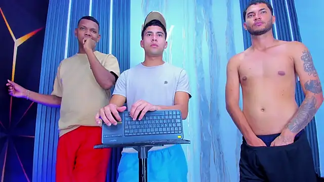 Play_boys_Hot2 webcam