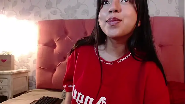 CarolineBrunx webcam