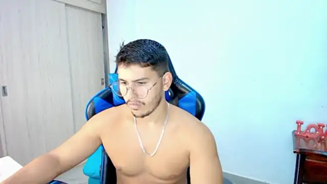 sophia_and_alex webcam