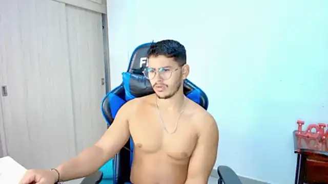 sophia_and_alex webcam