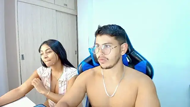 sophia_and_alex webcam