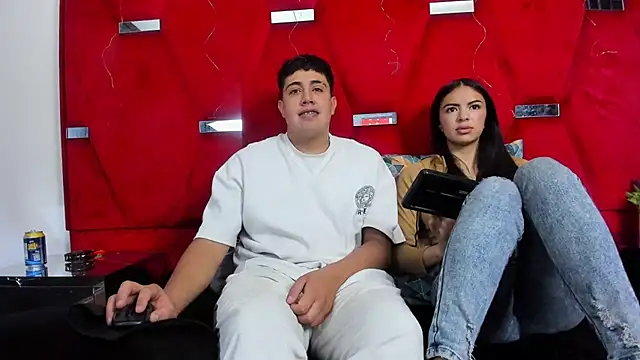 Emmaanddarling webcam