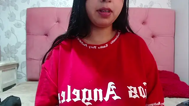 CarolineBrunx webcam