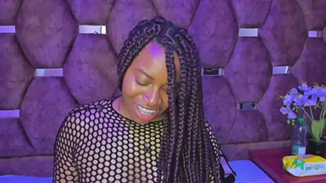 Thiana_Taylor webcam