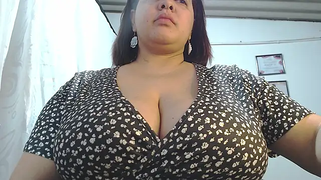 mia_donatto369 webcam